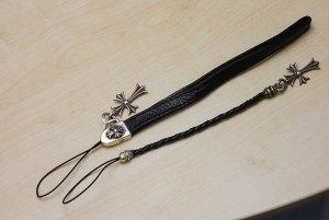 クロムハーツ携帯ストラップ　修理