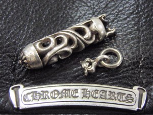 修理前のローラーペンダント