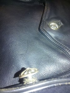 修理前のレザージャケット