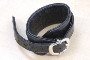 カスタマイズ前のクロムハーツブレスレット