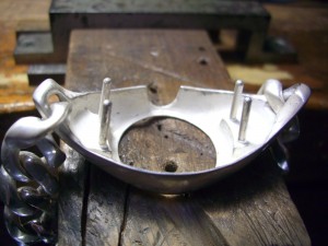 銀の棒をロウ付けしました。