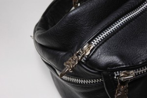 修理後のウエストポーチです。