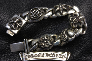 修復後のマルチリンクブレスレット