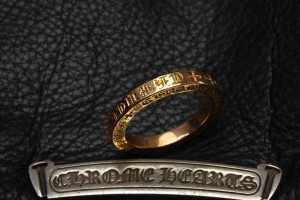 クロムハーツ　22Kスペーサーリングのサイズ直し