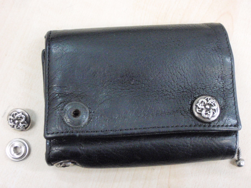 修理前のウォレット