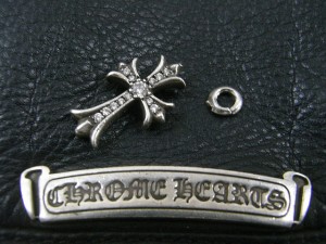 CHクロスチャーム　修理前