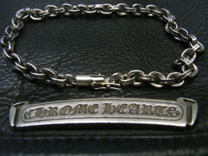 修理前のペーパーチェーンブレスレット