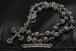 フィリグリークロスネックレス